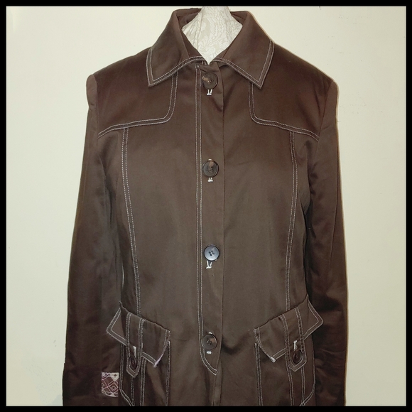 Bandolino Stretch Brown Coat with Contrasting Stitching - Picture 2 of 9